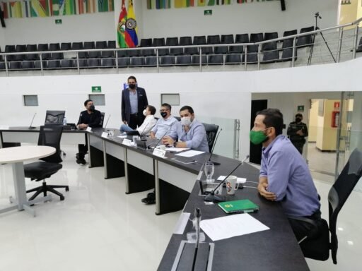 SECRETARÍA DE VIVIENDA, SIN RECURSOS HACE GESTIÓN
