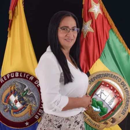 LIGIA PATRICIA ÁLVAREZ ALARCÓN